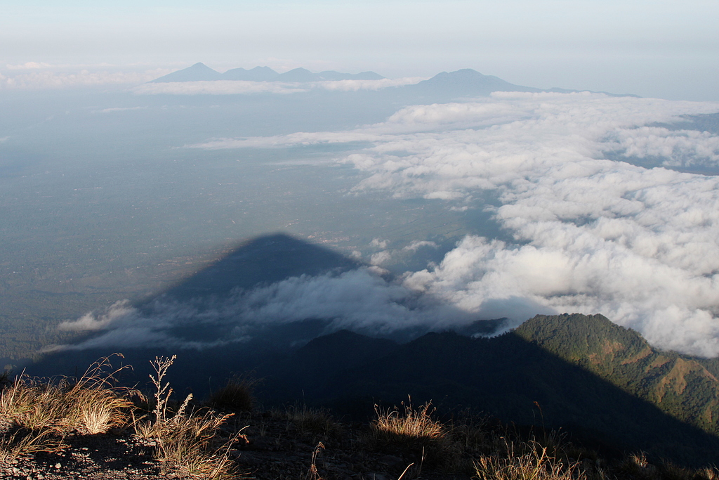 Views from Gunung Agung to Bratan (2276m), Bali, Indonesia.
