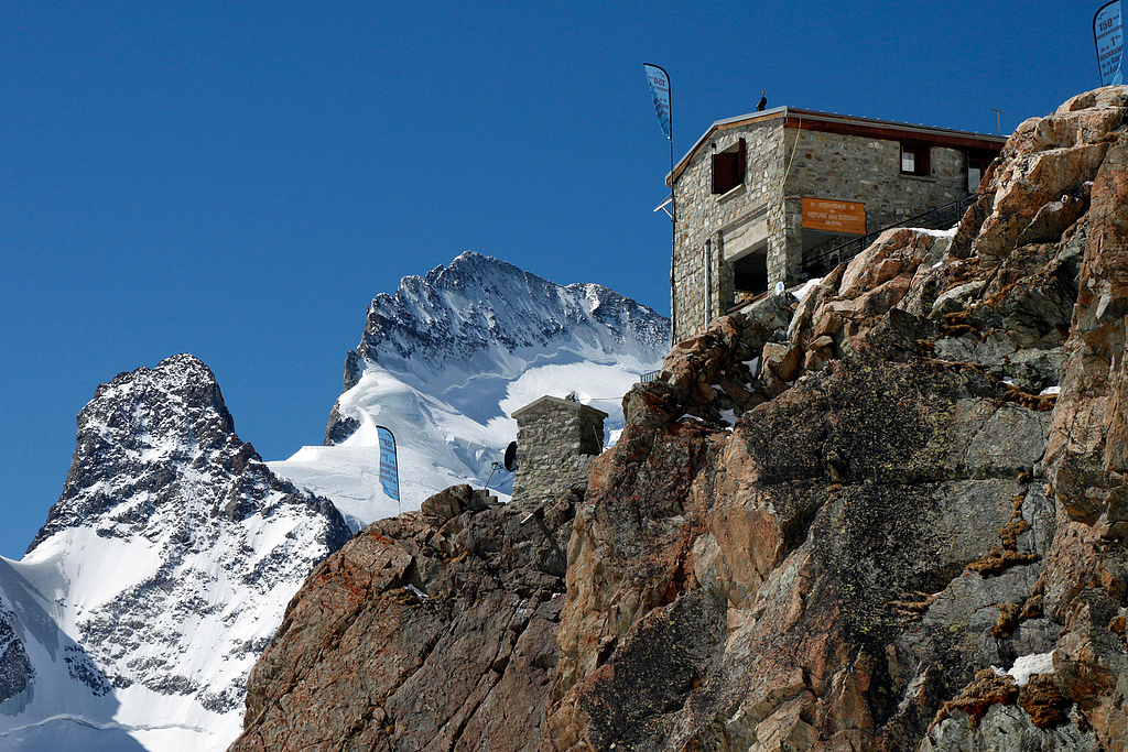 Écrins hut offers unforgettable views on Glacier Blanc and rocky ridge of Barres.