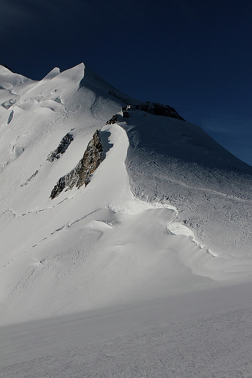 Mont Blanc - les Bosses ridge.