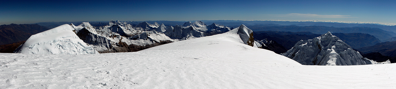 Looking to the north from the summit of Huascaran Sur (6,768m)