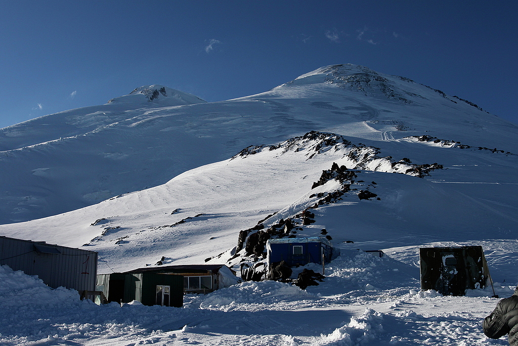 Mount Elbrus (5642m).